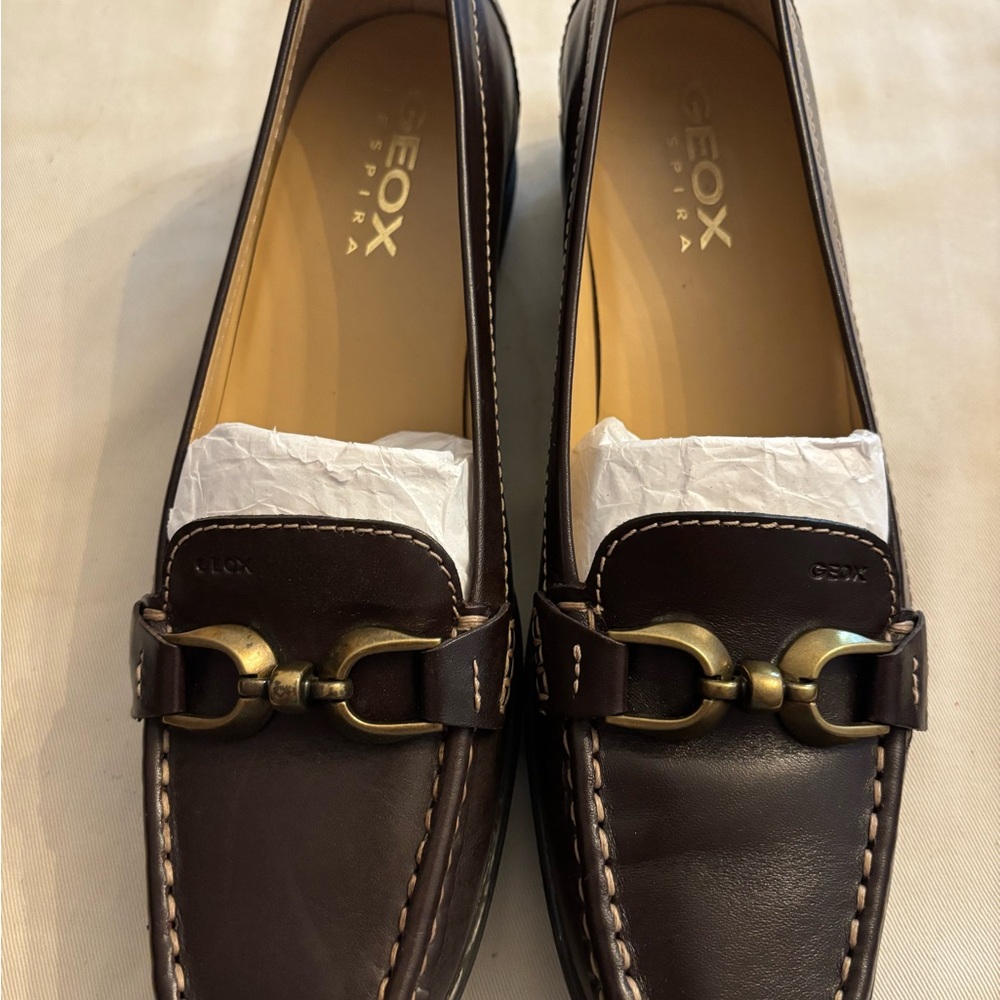 Geox Women’s Dark Brown Respira Loafers